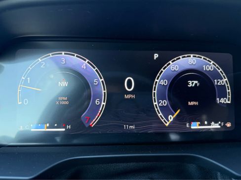 New 2025 Jeep Grand Cherokee Altitude image 30