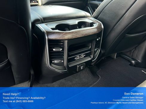 Used 2019 RAM 1500 Laramie AWD/4WD image 17