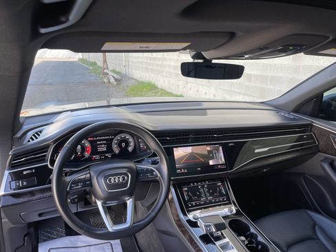Used 2021 Audi Q8 Prestige AWD/4WD image 13