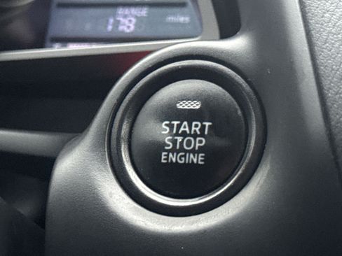 Used 2016 MAZDA MAZDA3 i Touring image 16