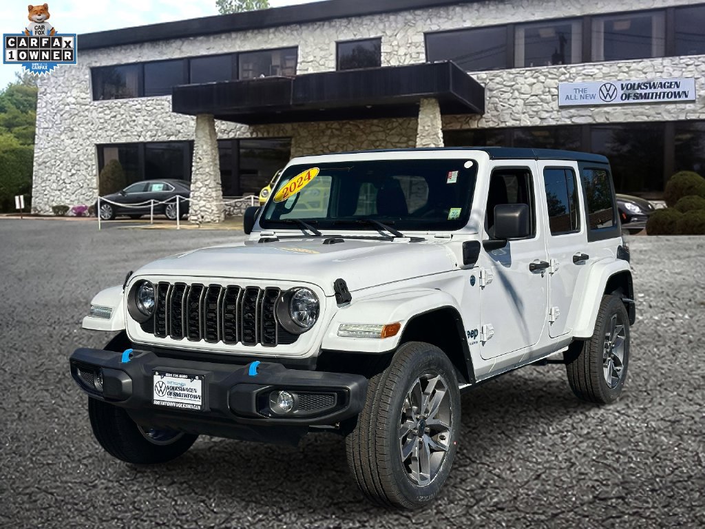 Used 2024 Jeep Wrangler Unlimited w/ Convenience Group AWD/4WD image 2