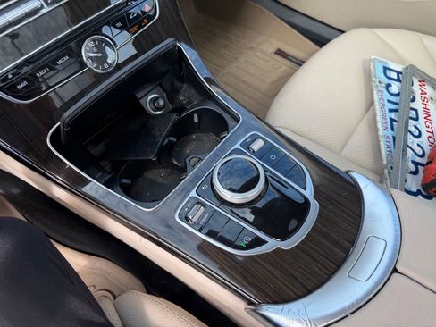 Used 2018 Mercedes-Benz C 300 4MATIC Sedan image 23