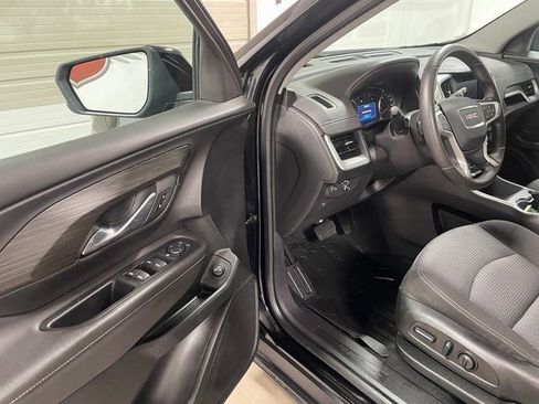 Used 2023 GMC Terrain SLE w/ Driver Convenience Package AWD/4WD image 10