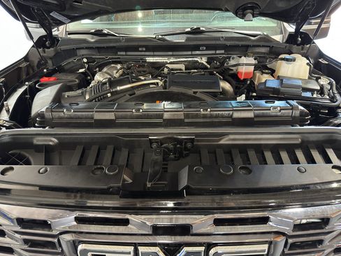 Used 2025 GMC Sierra 3500 Denali Ultimate AWD/4WD image 44