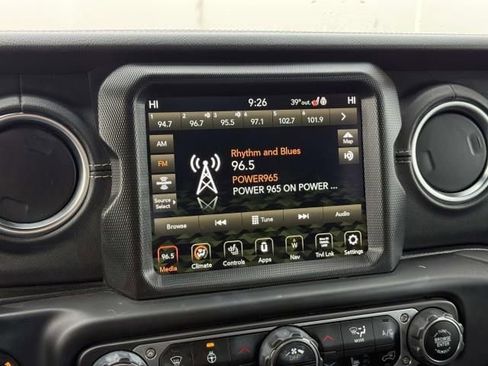 Used 2021 Jeep Wrangler Unlimited Sahara AWD/4WD image 24