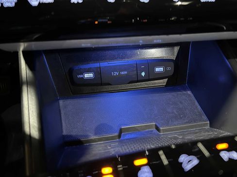 Used 2022 Hyundai Tucson Limited image 38