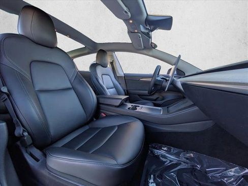 Used 2022 Tesla Model 3 image 18