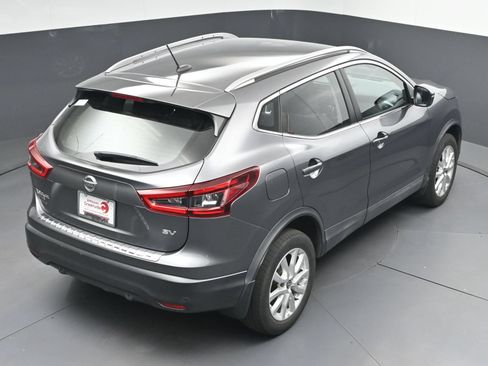 Used 2020 Nissan Rogue Sport SV FWD image 32