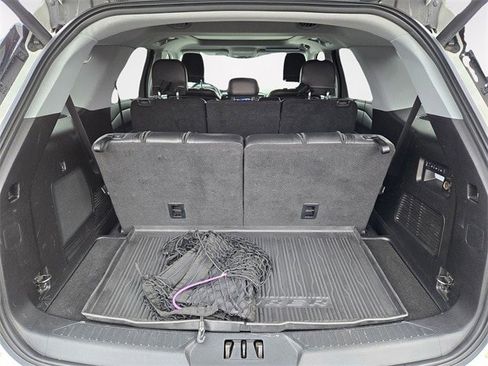 Certified 2020 Ford Explorer Limited w/ Class III Trailer Tow Package image 6