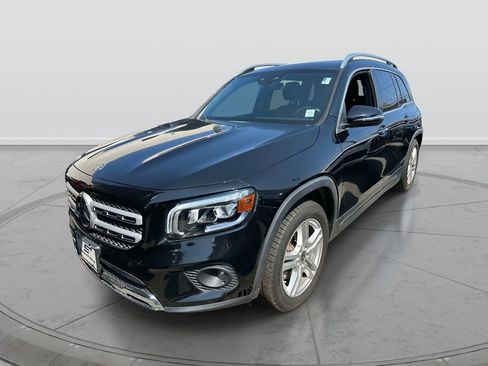 Used 2021 Mercedes-Benz GLB 250 GLB 250 image 4