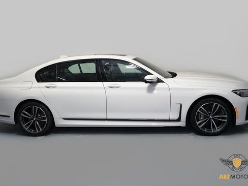 Used 2022 BMW 740i xDrive 740i xDrive w/ M Sport Package image 4