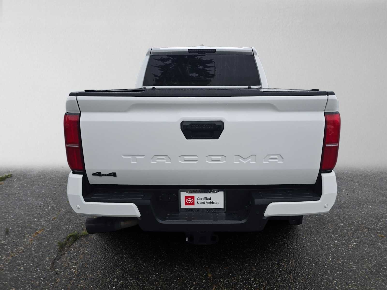Certified 2024 Toyota Tacoma TRD Sport AWD/4WD image 4