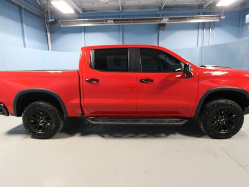 Used 2023 Chevrolet Silverado 1500 ZR2 w/ Technology Package image 40