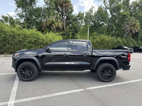 Used 2026 Chevrolet Colorado Trail Boss AWD/4WD image 6
