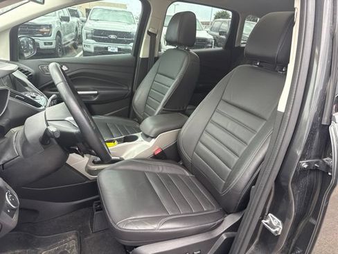 Used 2016 Ford C-MAX SEL w/ Equipment Group 302A FWD image 11