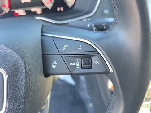 Used 2022 Audi Q5 2.0T Premium Plus w/ Premium Plus Package image 32