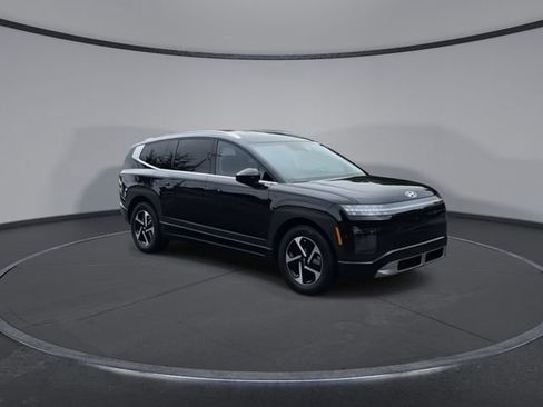 New 2026 Hyundai Ioniq 9 SE image 2