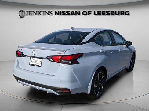 New 2025 Nissan Versa SR w/ Trunk Package image 10
