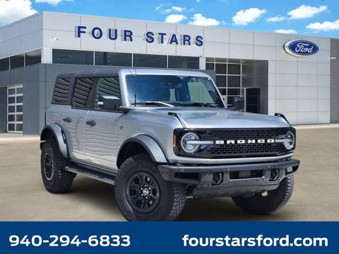 Used 2024 Ford Bronco Wildtrak AWD/4WD image 1