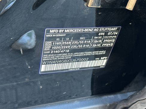 Certified 2025 Mercedes-Benz GLA 250 image 36