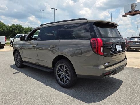 New 2026 Ford Expedition Platinum w/ Stealth Appearance Package AWD/4WD image 37