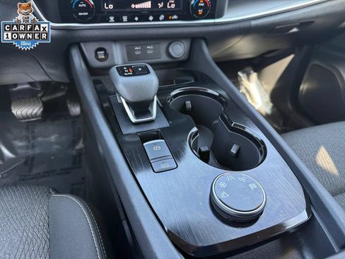 Certified 2025 Nissan Rogue SV AWD/4WD image 13