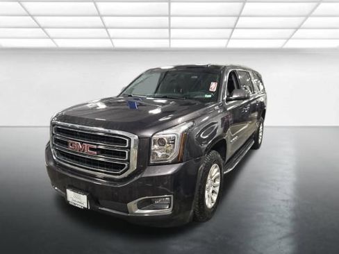 Used 2018 GMC Yukon XL SLT AWD/4WD image 8