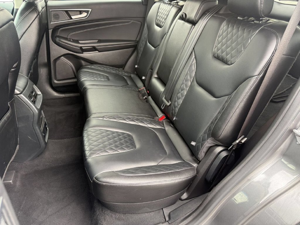 Used 2023 Ford Edge Titanium AWD/4WD image 25