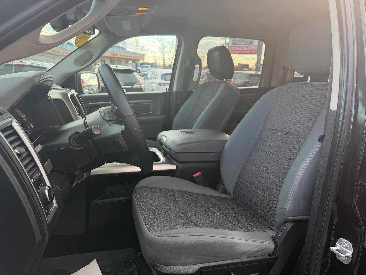 Used 2017 RAM 1500 Big Horn AWD/4WD image 9