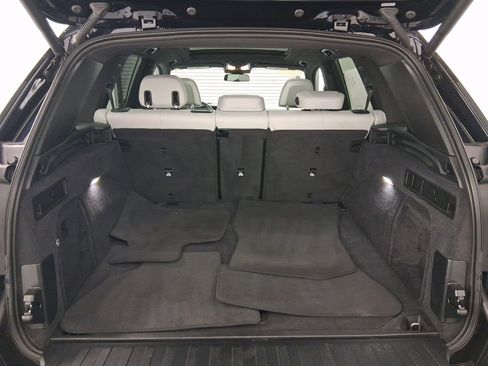 Used 2024 BMW X5 xDrive40i w/ M Sport Package image 29