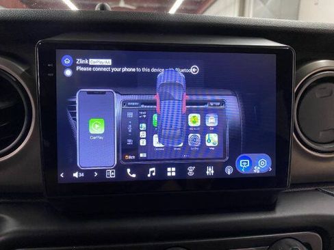 Used 2020 Jeep Wrangler Sport AWD/4WD image 24