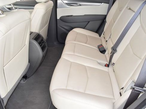 Used 2023 Cadillac XT5 Premium Luxury AWD/4WD image 17