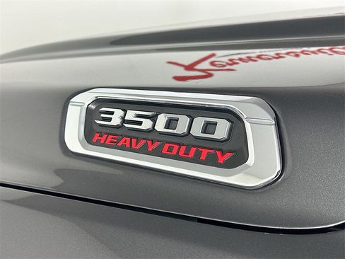 Used 2022 RAM 3500 Laramie image 28