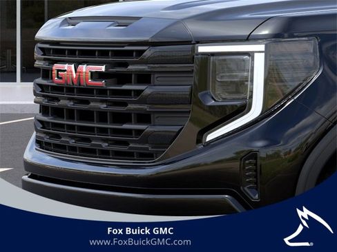 Used 2026 GMC Sierra 1500 Elevation image 13