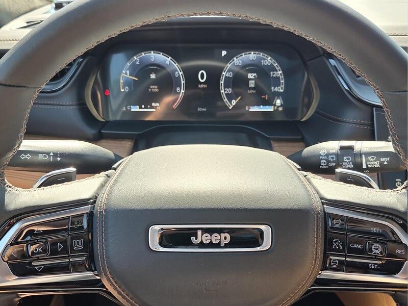New 2027 Jeep Grand Cherokee Summit AWD/4WD image 30
