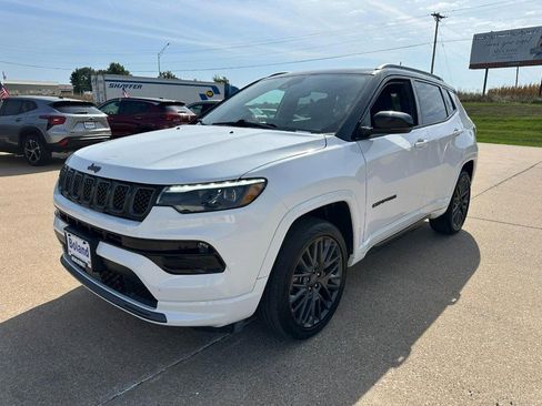 Used 2023 Jeep Compass High Altitude image 8