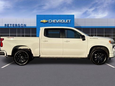 Certified 2022 Chevrolet Silverado 1500 RST image 3