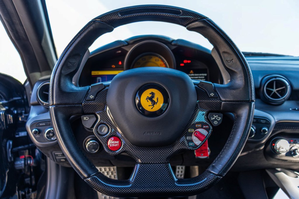 Used 2014 Ferrari F12 Berlinetta RWD image 4