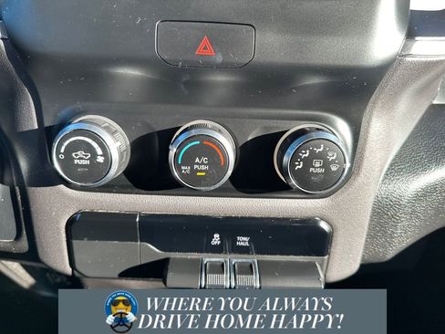 Used 2019 RAM 1500 Big Horn image 18