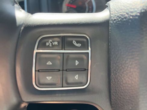 Used 2017 RAM 1500 Big Horn RWD image 21