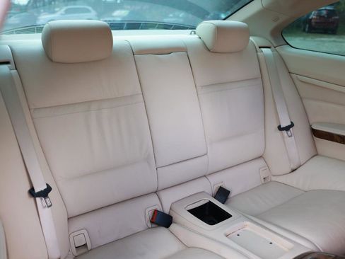 Used 2008 BMW 328i Coupe w/ Sport Pkg RWD image 14