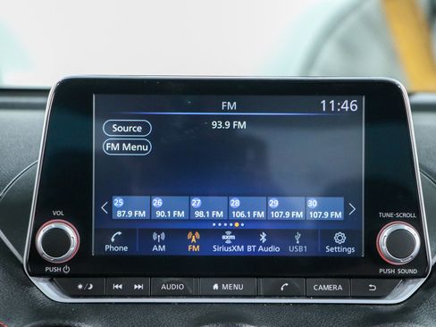 Used 2024 Nissan Sentra SR FWD image 19