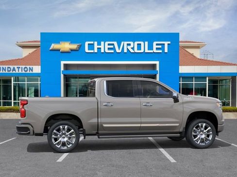 New 2026 Chevrolet Silverado 1500 High Country w/ High Country Premium Package AWD/4WD image 5