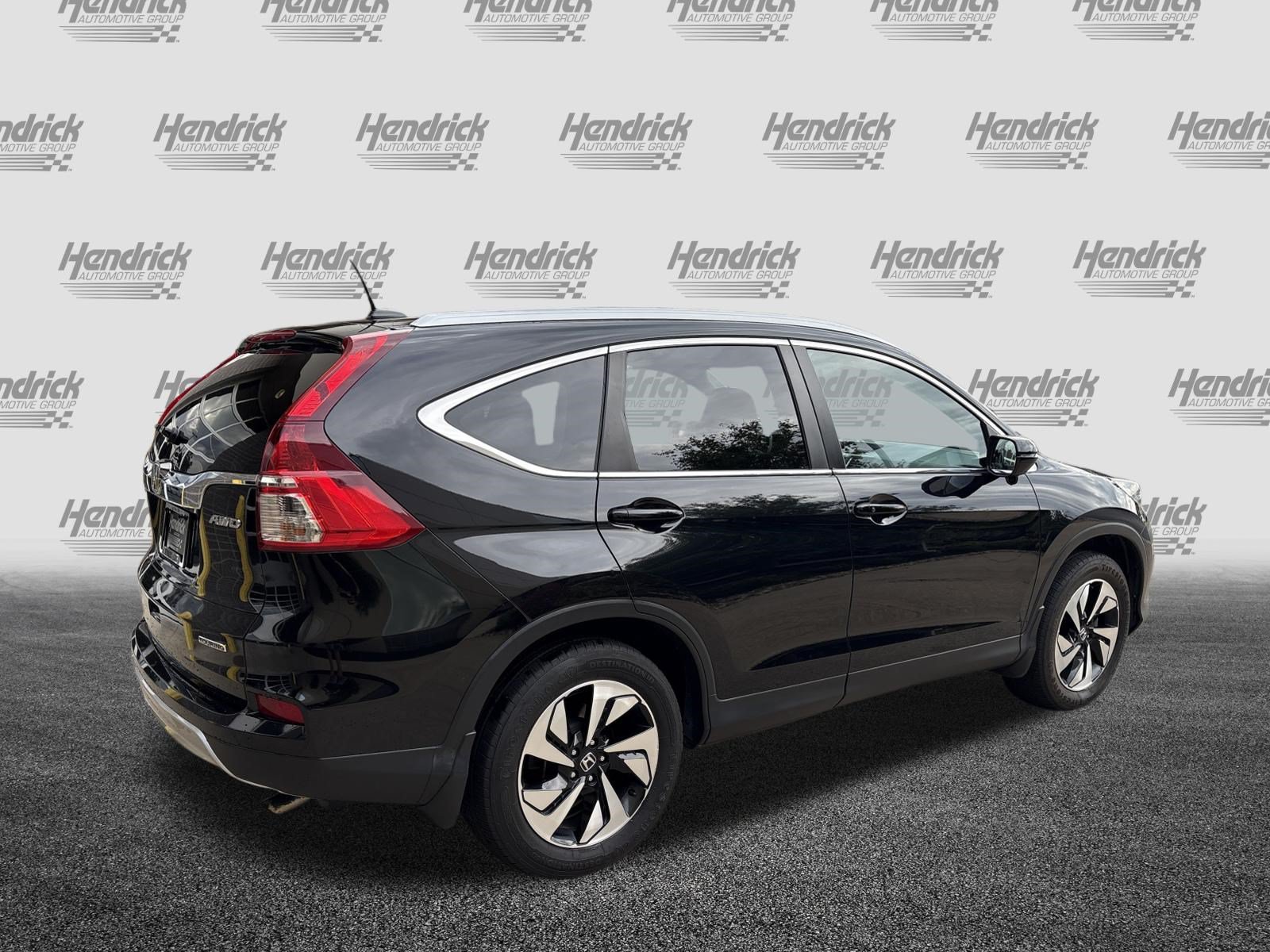 Used 2016 Honda CR-V Touring image 10