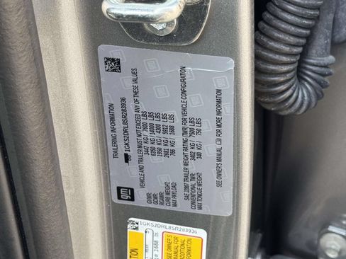Certified 2025 GMC Yukon Denali AWD/4WD image 32