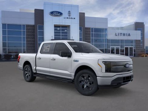 New 2025 Ford F150 Lightning Flash image 7