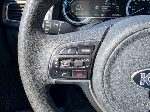 Used 2017 Kia Niro LX FWD image 21