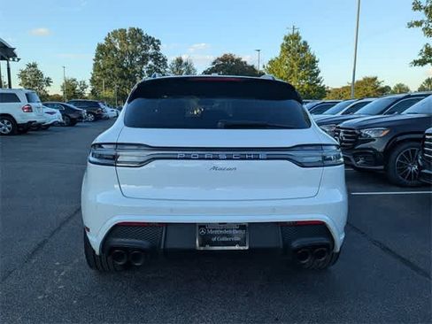 Used 2024 Porsche Macan image 7