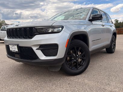 Used 2025 Jeep Grand Cherokee Altitude
