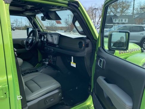 New 2026 Jeep Gladiator Mojave image 28